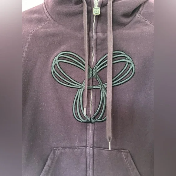 Aritzia TNA hoodie - Picture 3 of 6